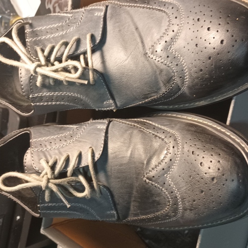 PERRY ELLIS MENS wingtip oxfords size 11. Blue/gray dress shoes. EXCELLENT COND